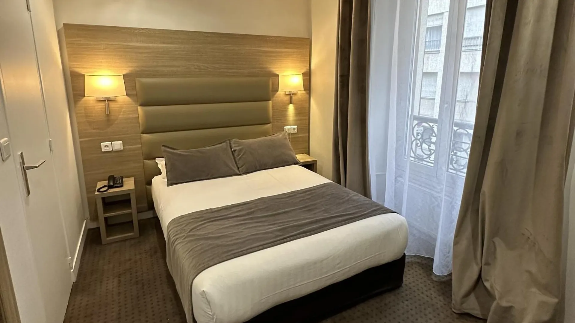 Agenor 3* Paris